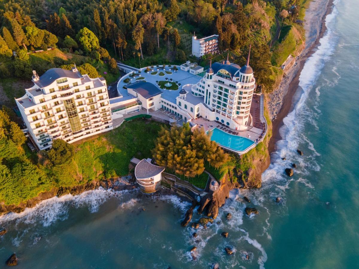 Castello Mare All Inclusive Resort Batumi Exterior photo